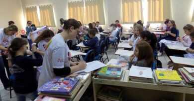 O momento proporcionou aprendizado e interação social aos participantes. Ao final cada estudante ganhou uma camiseta com os dizeres do programa estampados no peito.