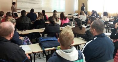 O encontro foi realizado na Unoesc, Campus de Capinzal, e contou com a participação de 30 professores de educação física que trabalham na rede municipal de ensino.