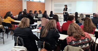 “Educação Inclusiva” foi o tema abordado pela professora Edite Sehnem, Graduada em Pedagogia pela Universidade Federal de Santa Catarina.