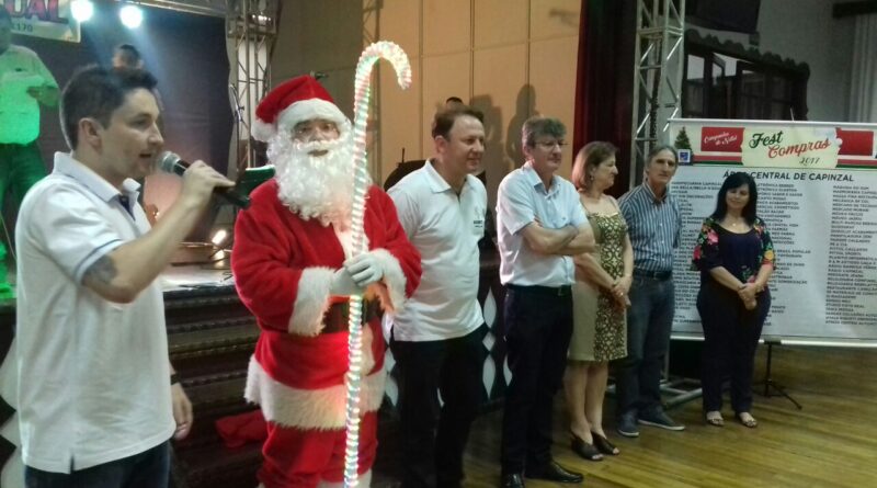 A extensa programação de natal deste ano iniciou no domingo (03) e terminou no sábado (23). Foram 15 noites em que o Papai Noel e sua comitiva levaram ao centro e interior do município muita alegria e diversão.