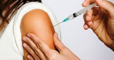 Neste período, especificamente, a vacinação contra a Febre Amarela está ocorrendo nas terças e quintas-feiras, preferencialmente das 9h às 15h.