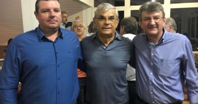 Sandro Toaldo, Eduardo Pinho Moreira e Nilvo Dorini.