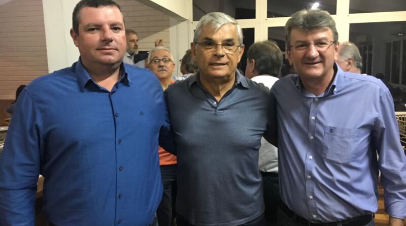 Sandro Toaldo, Eduardo Pinho Moreira e Nilvo Dorini.