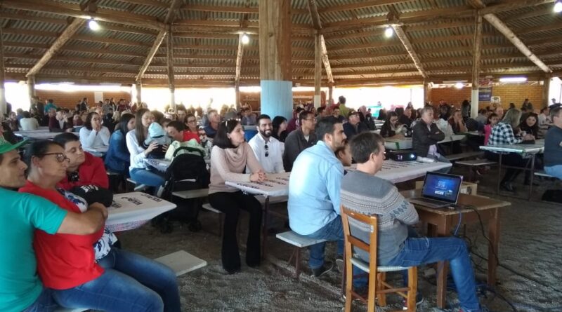 O evento foi organizado pelo Sindicato dos Trabalhadores Rurais com o apoio da Administração Municipal e do Escritório da EPAGRI.