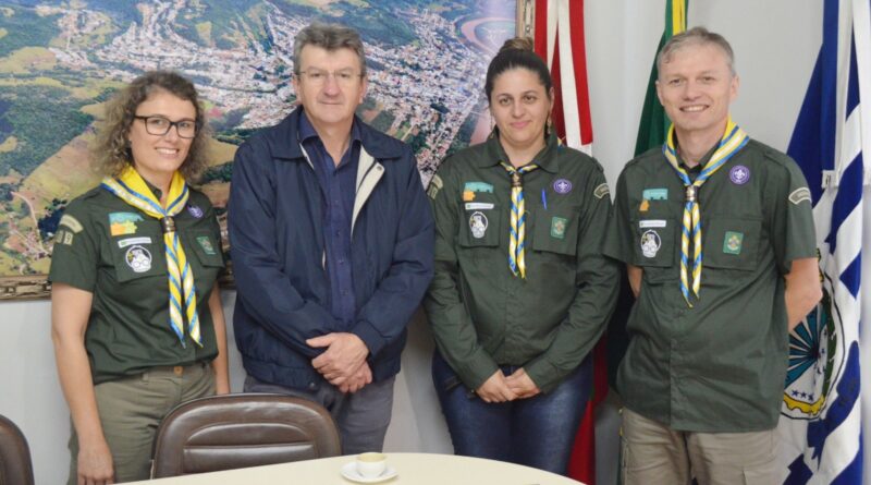 A entidade foi representada pela diretora-presidente Dorotéia Baretta Raimundo, a vice-presidente Mavis Reck e o diretor-financeiro Gregori Luiz Ferreira.