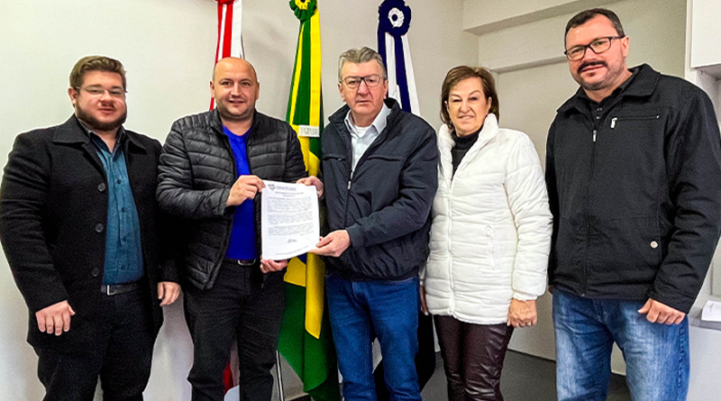 Prefeito Nilvo Dorini assina Termo de Fomento com Lions Clube Capinzal e Ouro