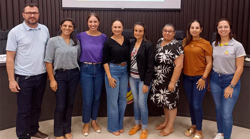 Gestores de Capinzal participam de roda de conversa sobre as Conferências Municipais